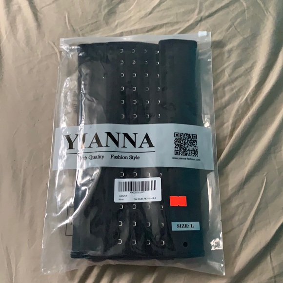 Yianna Waist Trainer for Women - Picture 1 of 4